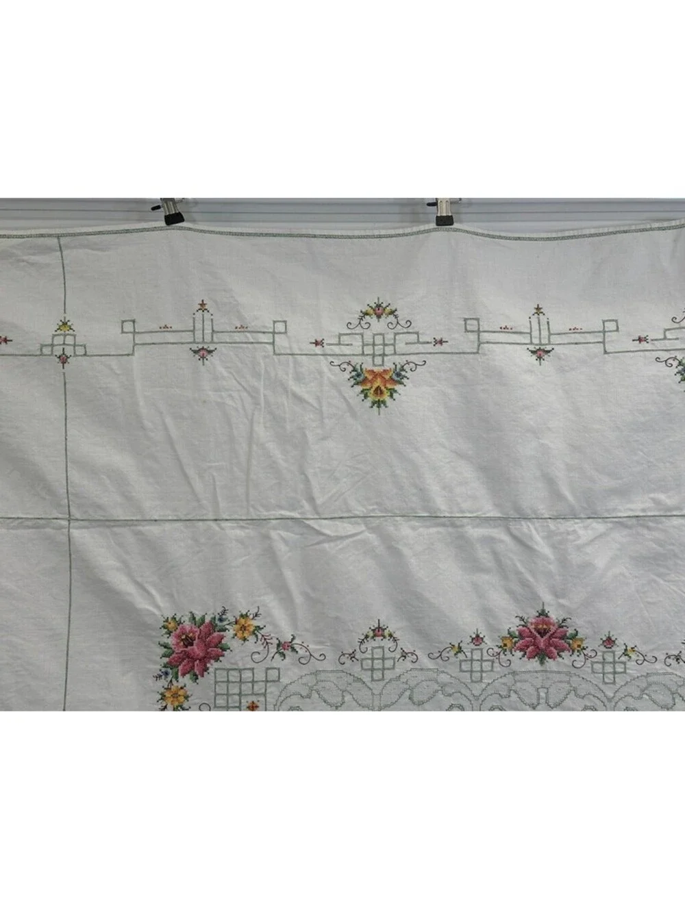Vintage Geometric Floral Embroidery Cross Stitch Flowers Tablecloth Topper 63x96